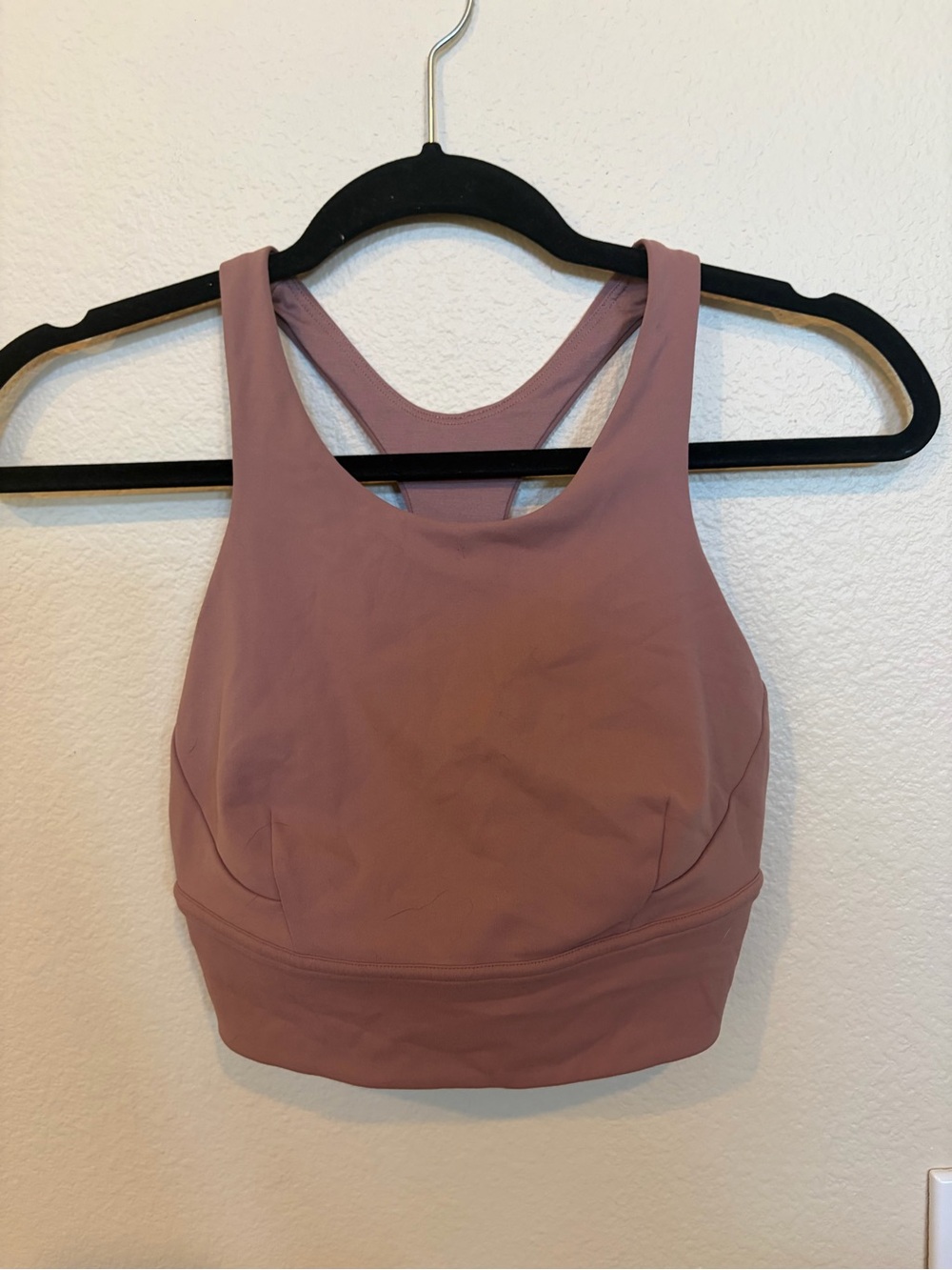 High-Neck Lulu Mauve Sports Bra